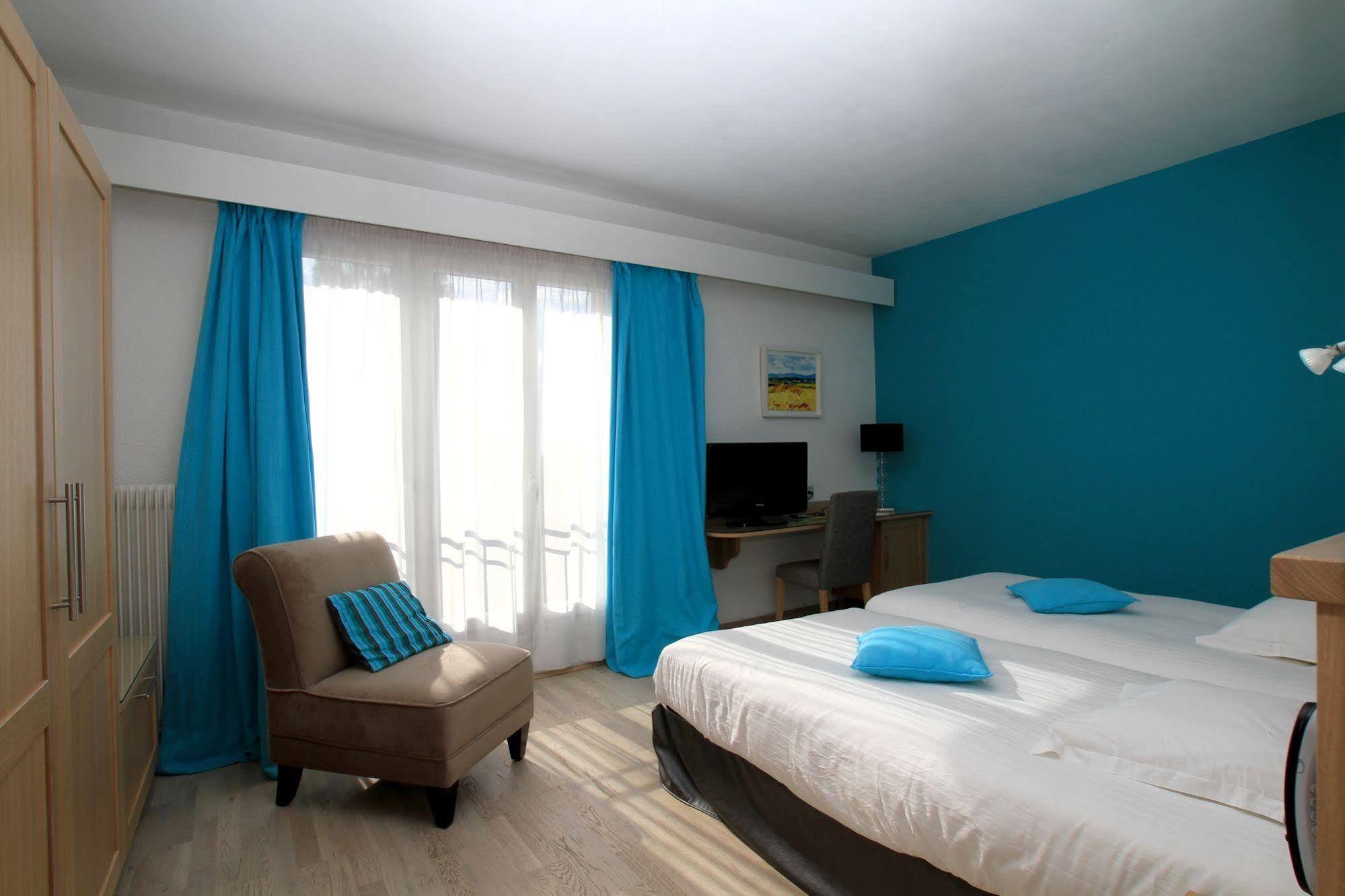 Logis Hotel Restaurant Spa Beau Site Люксойл-ле-Бан Екстериор снимка