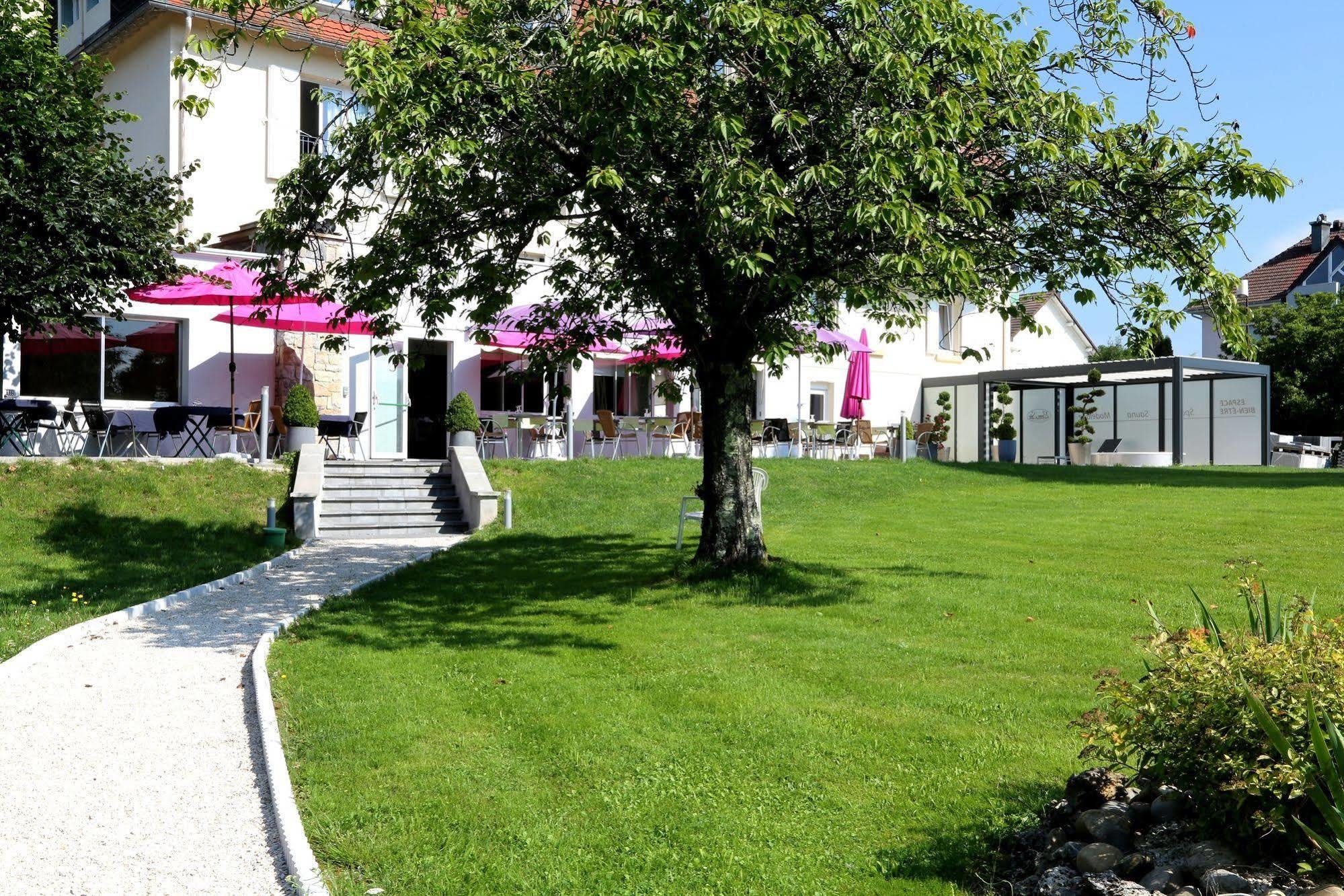 Logis Hotel Restaurant Spa Beau Site Люксойл-ле-Бан Екстериор снимка